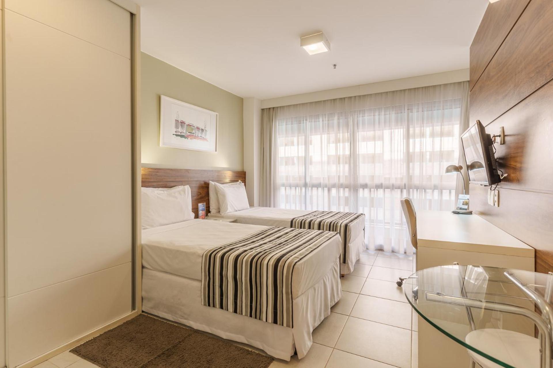 Fusion Hplus Express + Brasília Phòng bức ảnh
